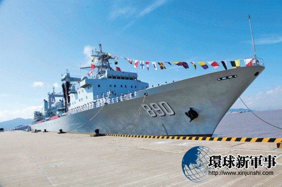 中国同时开造4艘补给舰 举动非常罕见！