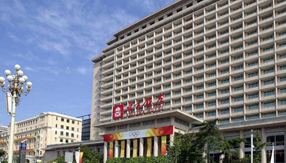 想看阅兵真不容易 北京长安街酒店房价暴涨数倍