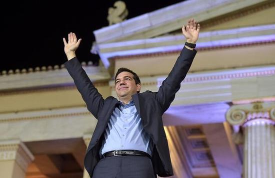 希腊左翼联盟党领导人齐普拉斯宣誓就任总理